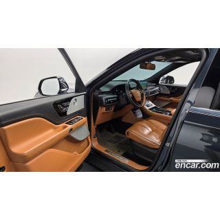 737233