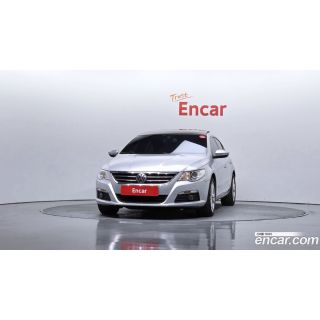 607829