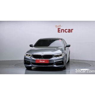 956718