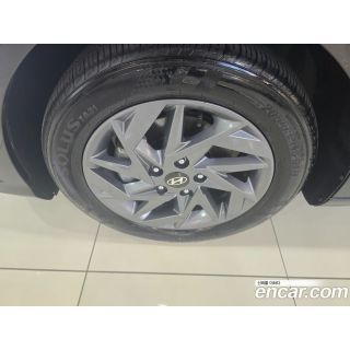 332120