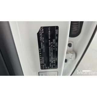 594438
