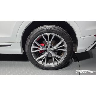 993570