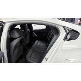 913559