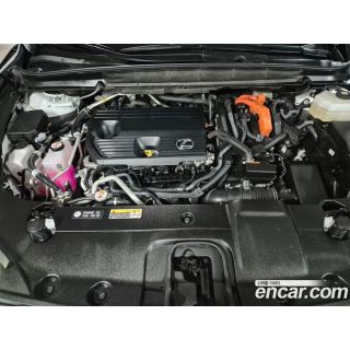 893219