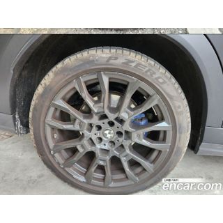 989052