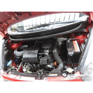 725718