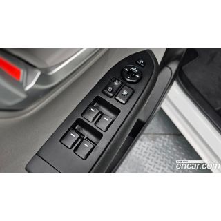 769599