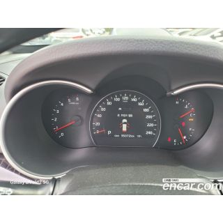 737784