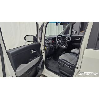 616933