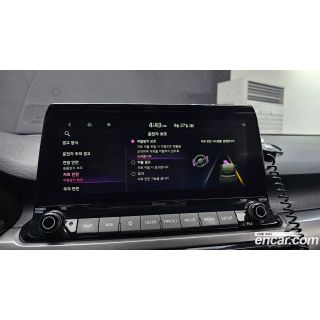 886777
