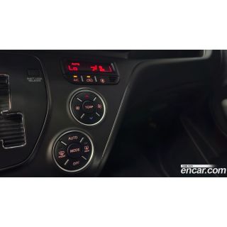 907770