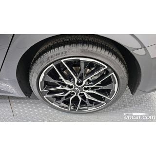 310052