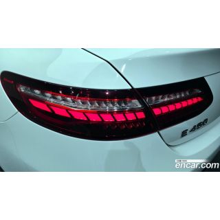 811332