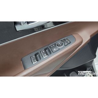 405333