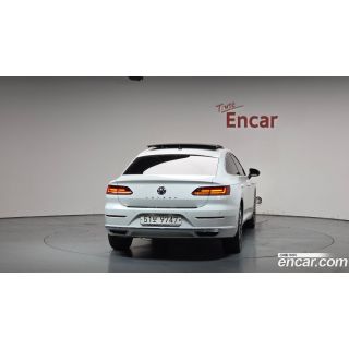 928206
