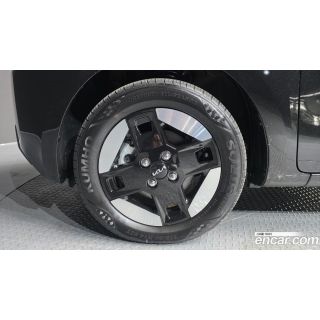 323693