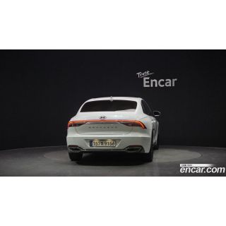957324