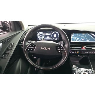 597922