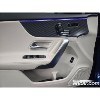 548903