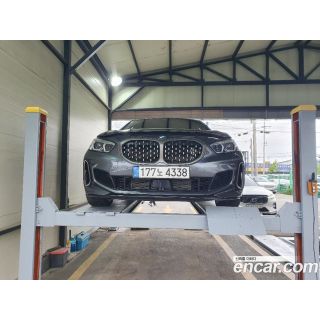 723722
