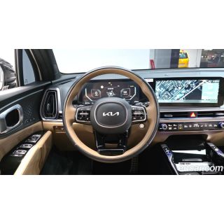617323