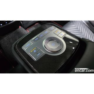 824251
