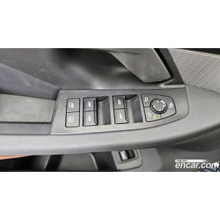 980958