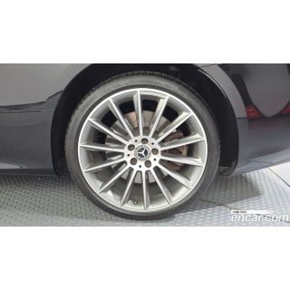 998092