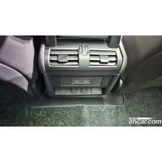 703590