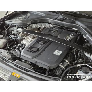 156876