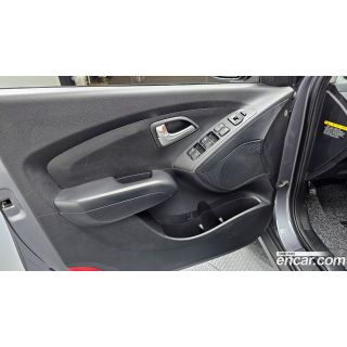 912871