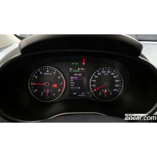 743976