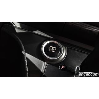 587161