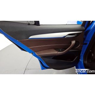 689817