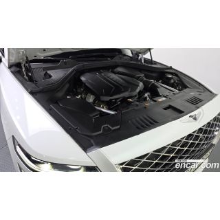 774902