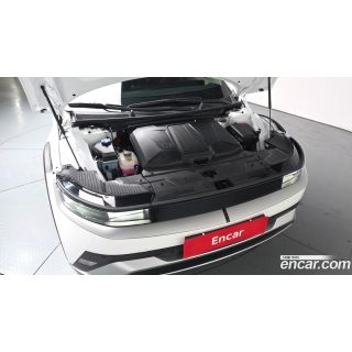 905793