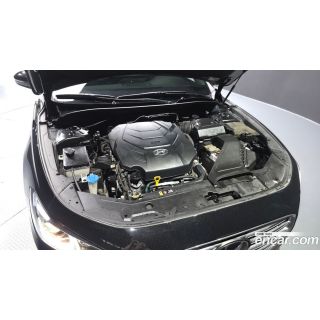 898475