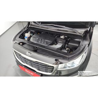961757