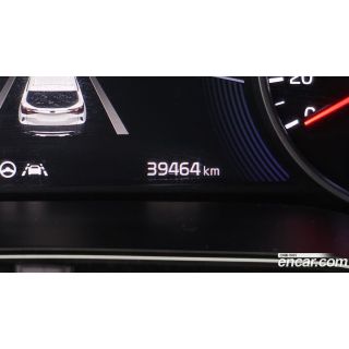 423661