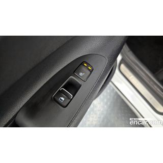 377200
