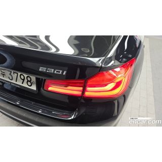253045