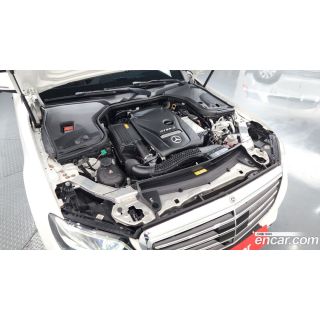 731818