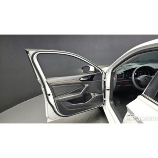 997676