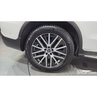 476658
