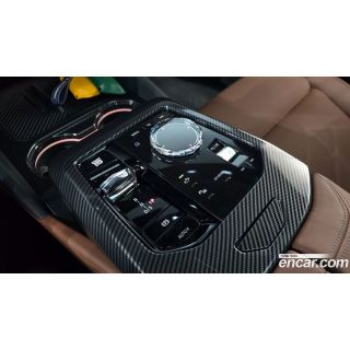 403822