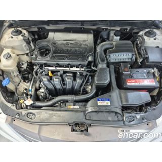 137563