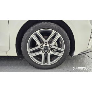 698702
