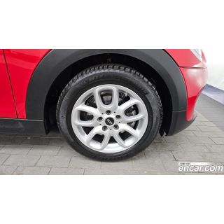 979067