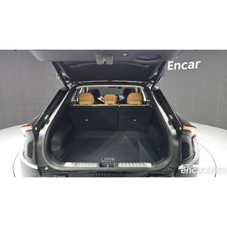 384725