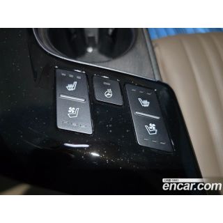 808774